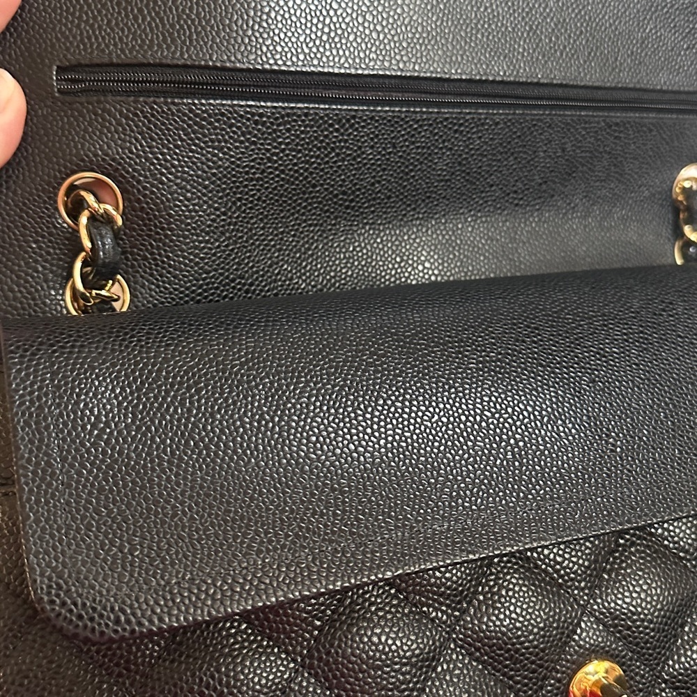 ❌SOLD❌CHANEL JUMBO CAVIAR GHW - Picture 15 of 16